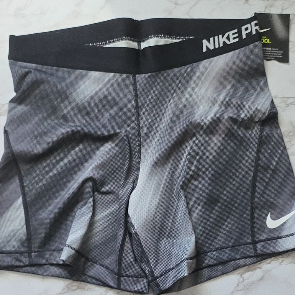 Nike Pro Cool Dri-Fit Compression shorts sz XL (NWT) - Picture 4 of 6